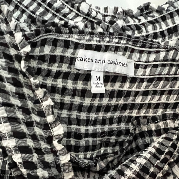 Revolve Bowman Top by cupcakes and cashmere - Picture 5 of 6